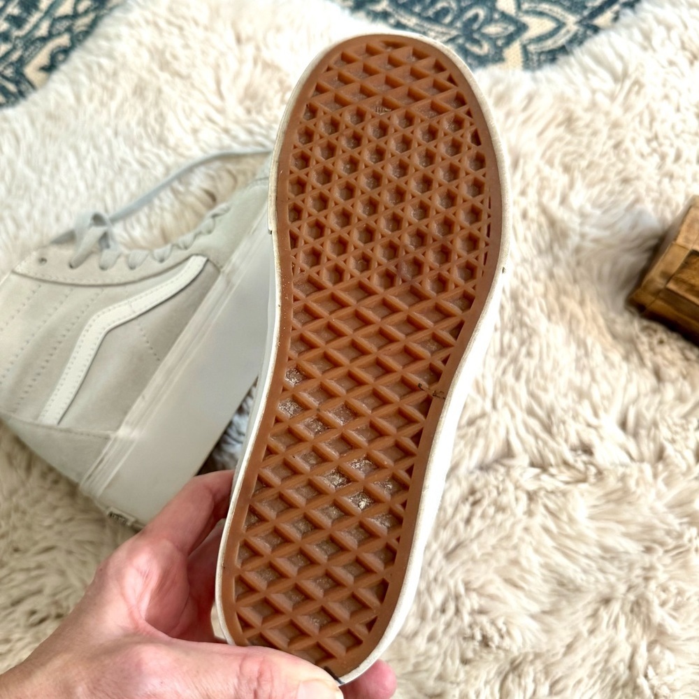 Vans Women’s SOFT SUEDE SK8-HI TAPERED STACKFORM SHOE size 6.5 - Picture 13 of 16